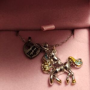 UNICORN NECKLACE WITH SMALL CHARM, NEW